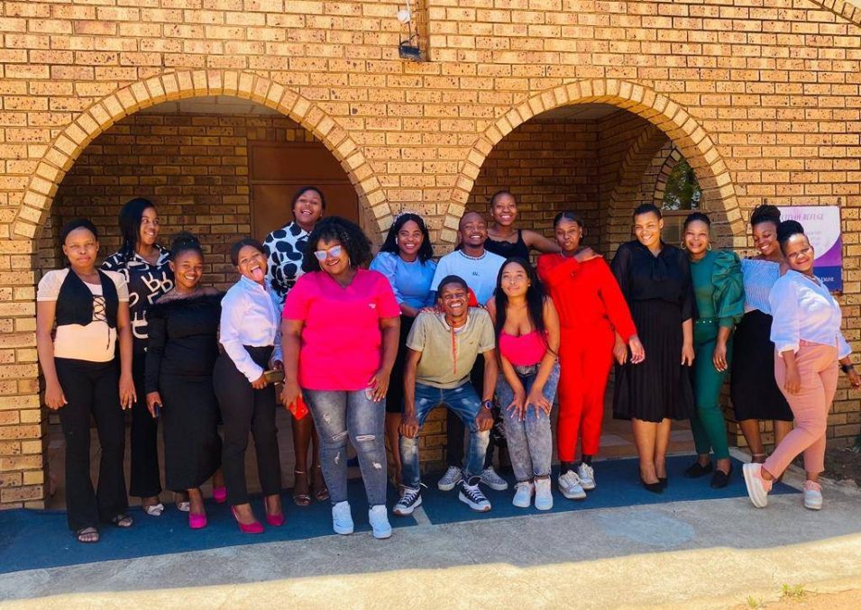 398189534_187875807700781_1643663035994201761_n